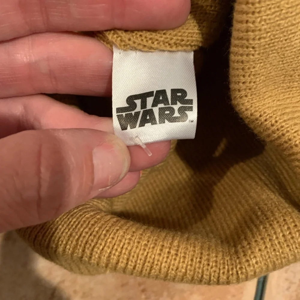 Star Wars Mandalorian Grogu Knit Hat and Gloves NWT